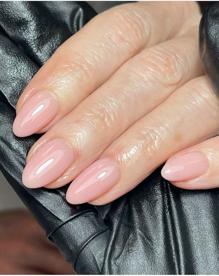 What is Rubber Base Gel and Why Every Nail Tech in NZ Needs It - Nails Factor Supplies