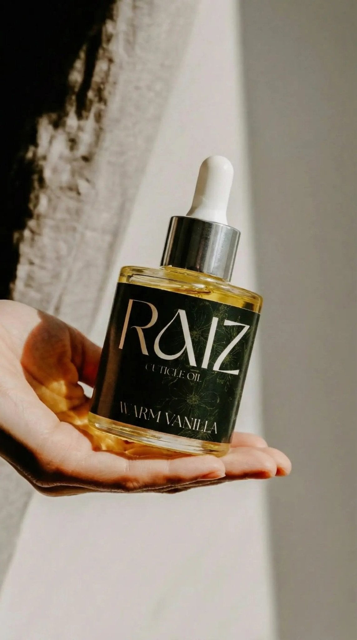 Raiz Cuticle oil - 30ml - Warm Vanilla 30ml - Nails Factor Supplies